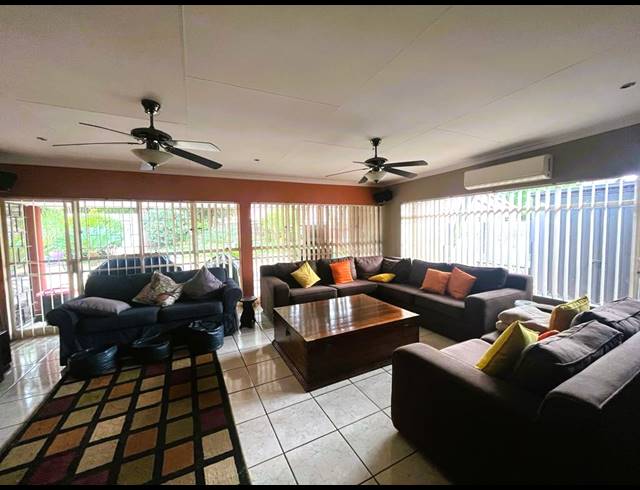 5 BEDROOM HOUSE FOR SALE IN THREE RIVERS